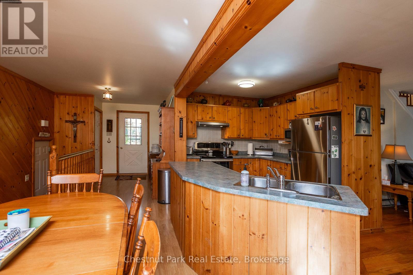 305 Barney's Boulevard, Northern Bruce Peninsula, Ontario  N0H 1Z0 - Photo 7 - X12469374