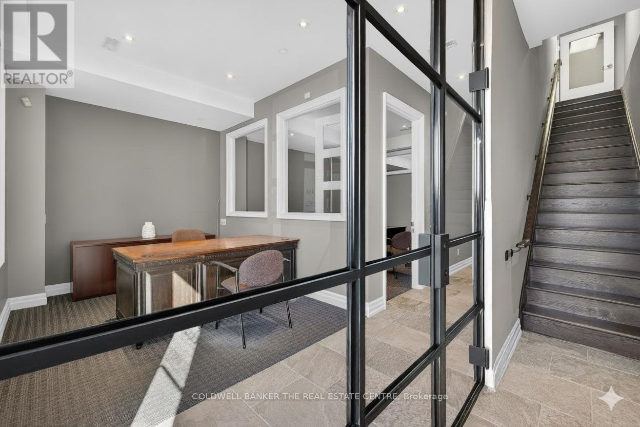 5 - 16945 Leslie Street, Newmarket, Ontario  L3Y 9A2 - Photo 6 - N12369878