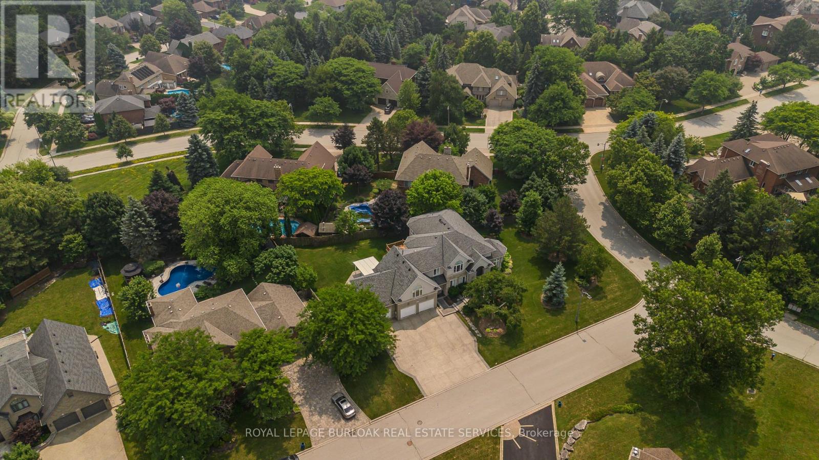 1400 Tamworth Court, Burlington, Ontario  L7P 4V3 - Photo 43 - W12468616