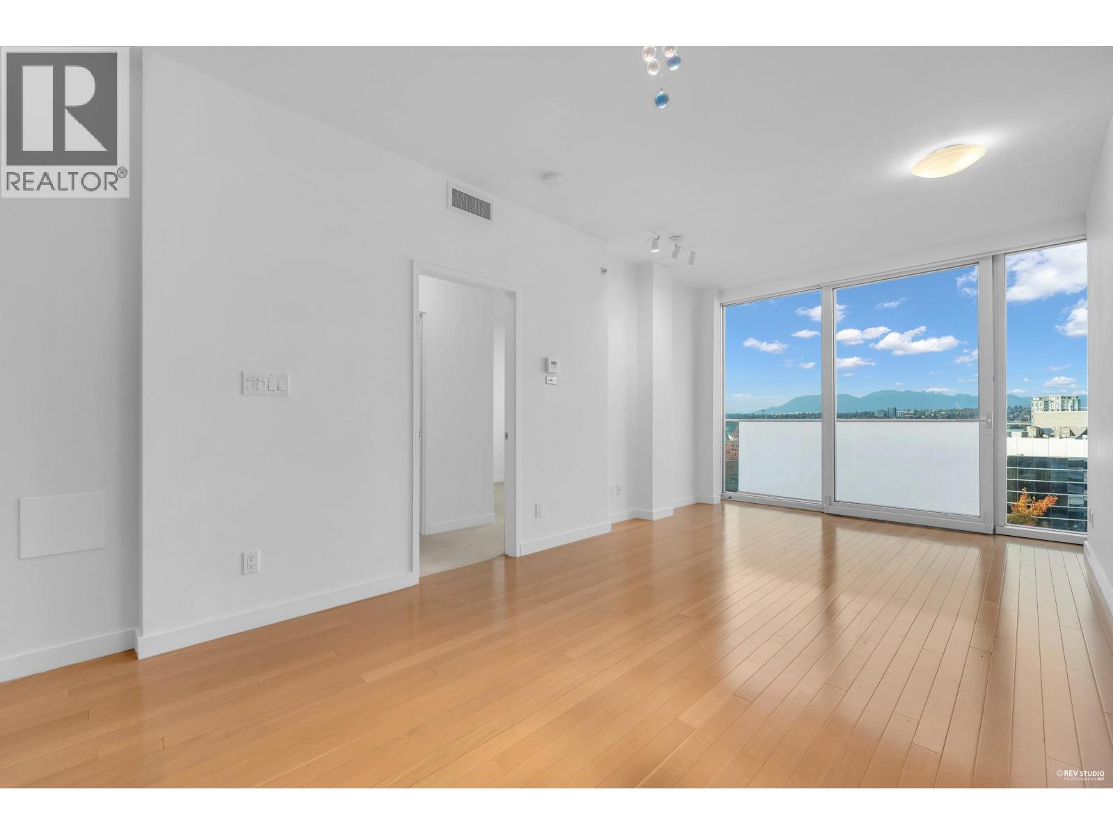 712 8080 Cambie Road, Richmond, British Columbia  V6X 0C1 - Photo 5 - R3058634