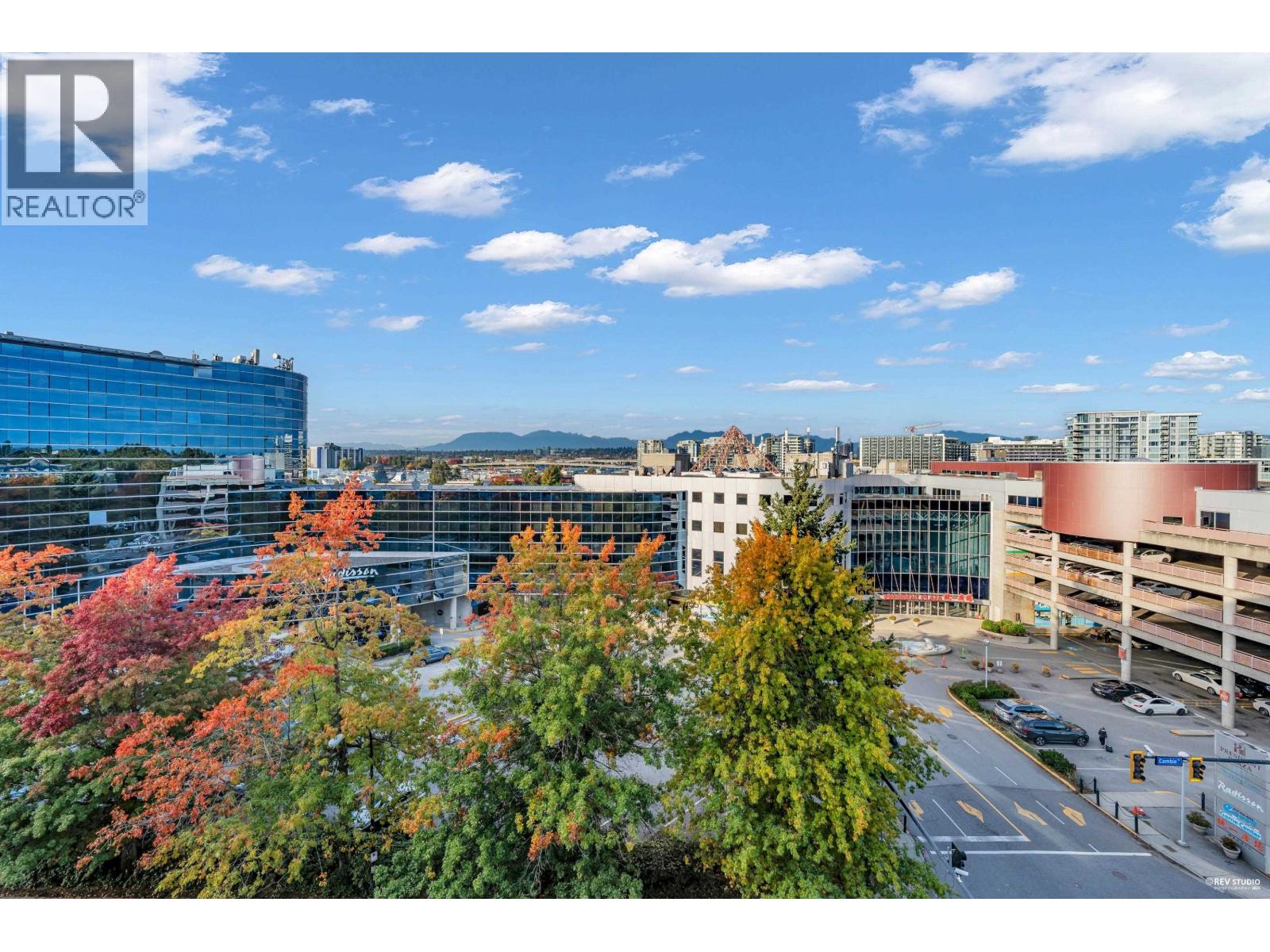 712 8080 Cambie Road, Richmond, British Columbia  V6X 0C1 - Photo 1 - R3058634