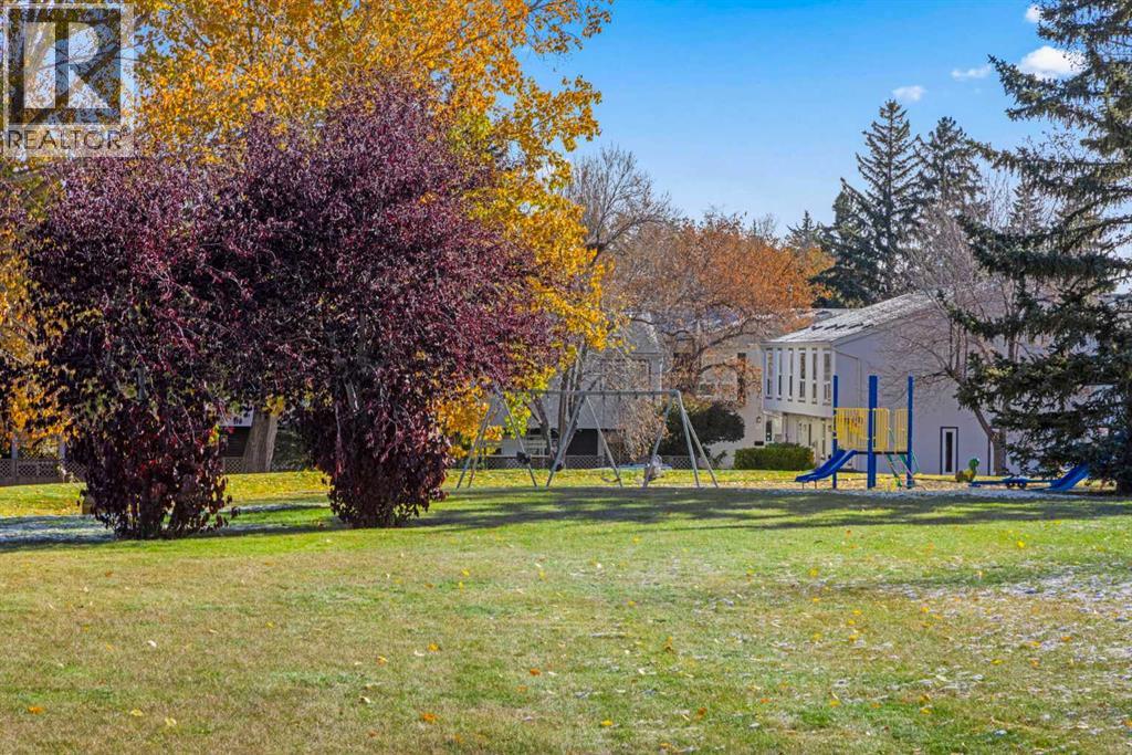 Property at 27, 333 Braxton Place SW image 4
