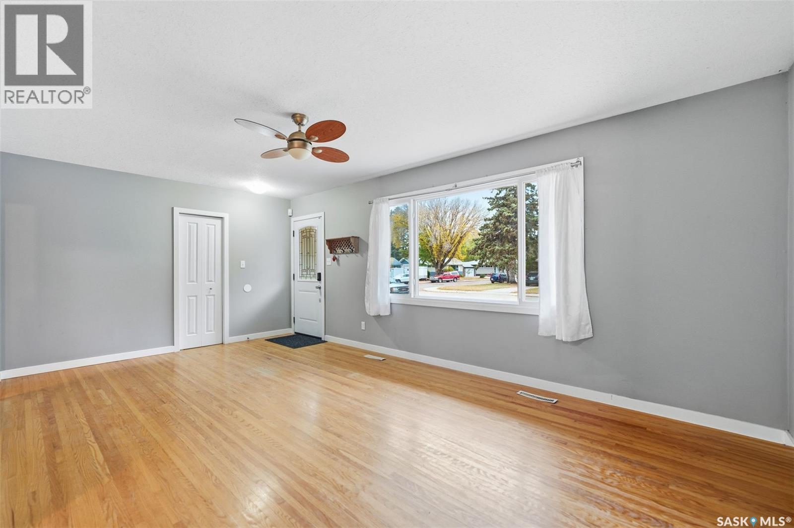 210 Cascade Street, Saskatoon, Saskatchewan  S7J 0M3 - Photo 5 - SK021154