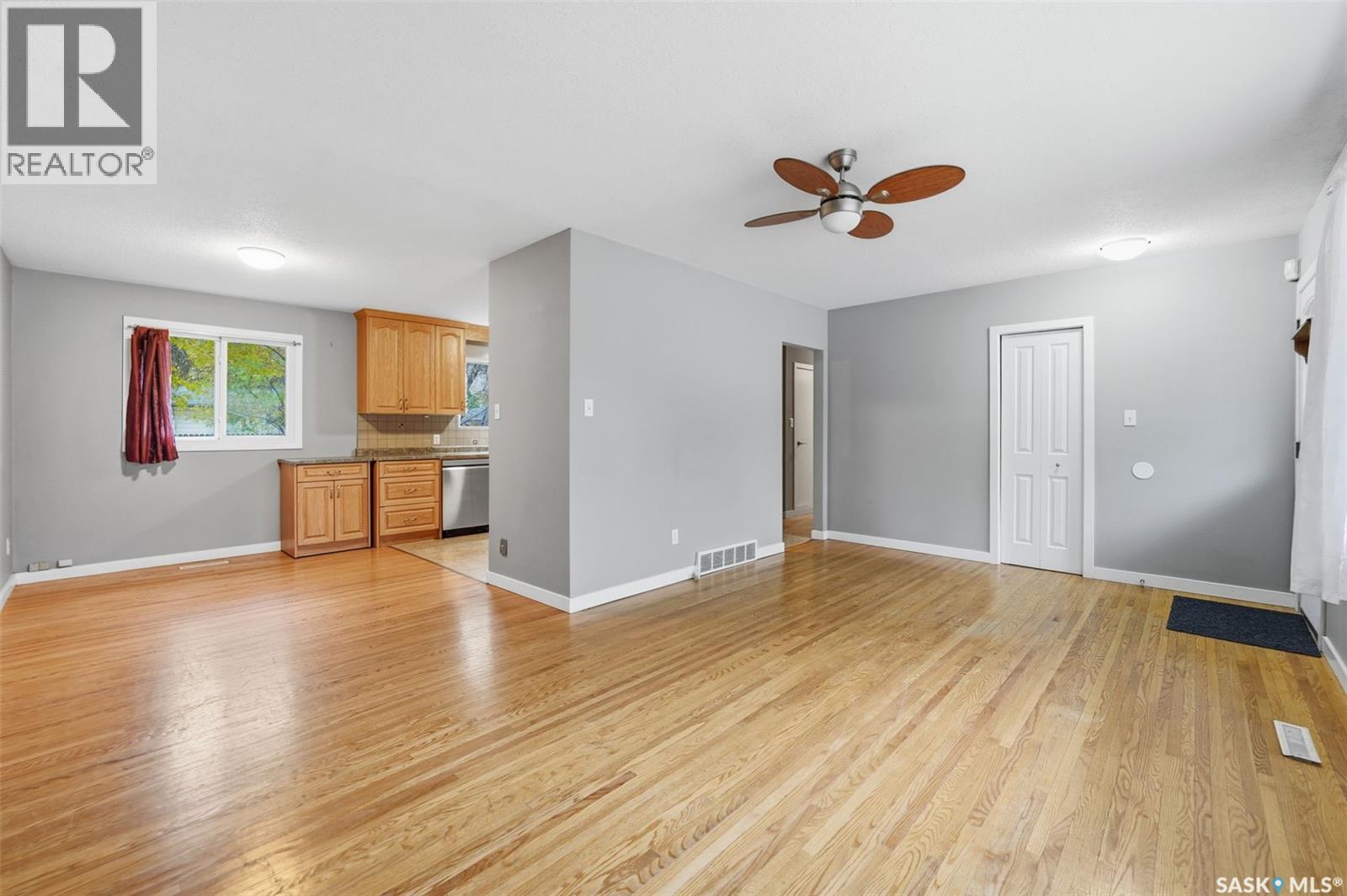 210 Cascade Street, Saskatoon, Saskatchewan  S7J 0M3 - Photo 6 - SK021154
