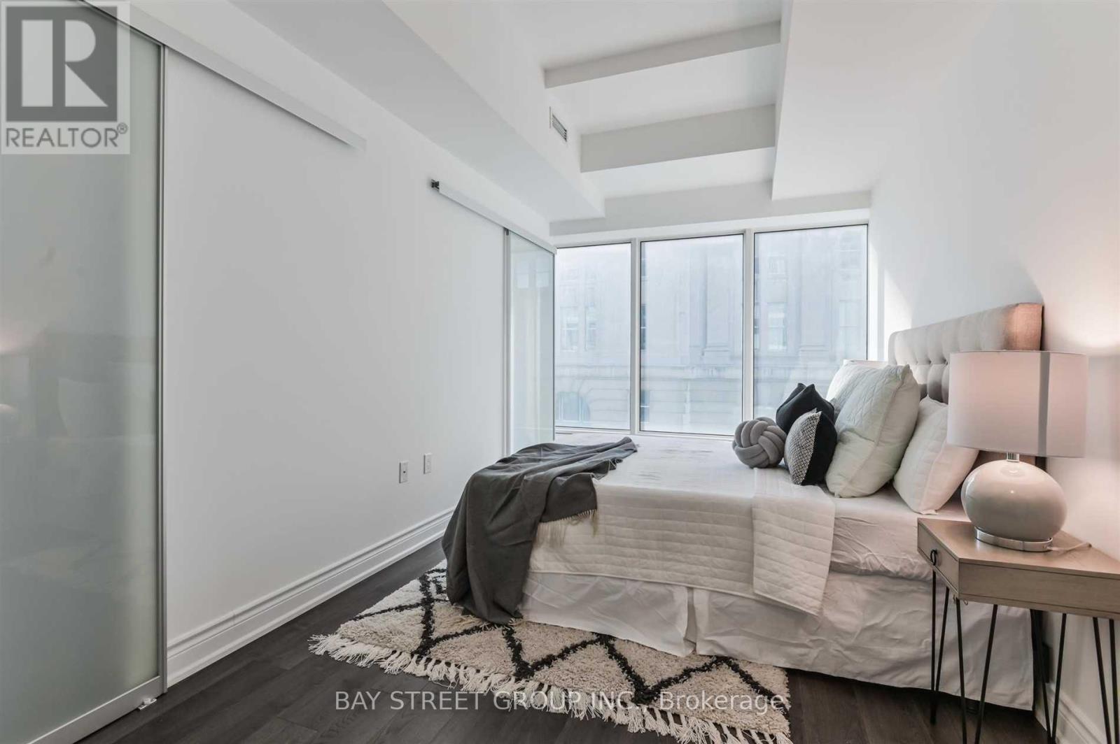 405 - 8 The Esplanade, Toronto, Ontario  M5E 0A6 - Photo 17 - C12469334