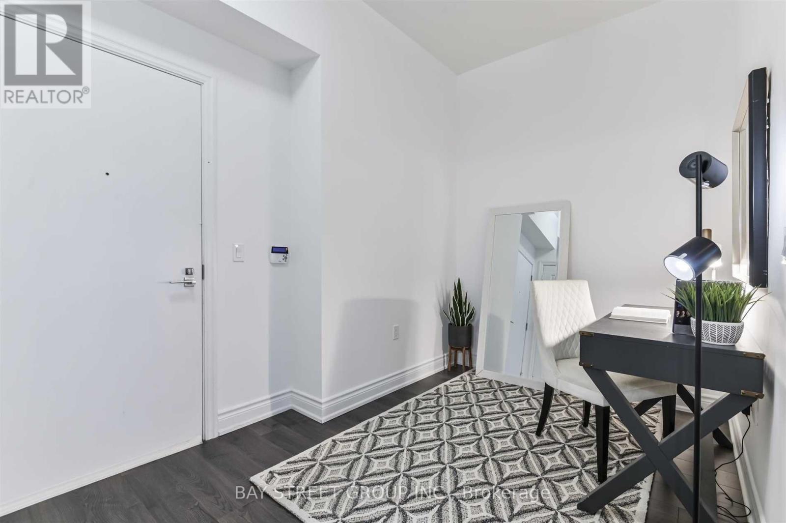405 - 8 The Esplanade, Toronto, Ontario  M5E 0A6 - Photo 6 - C12469334