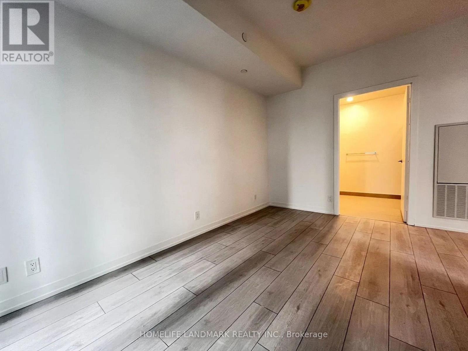 2506 - 55 Mercer Street, Toronto, Ontario  M5V 0W4 - Photo 4 - C12469366