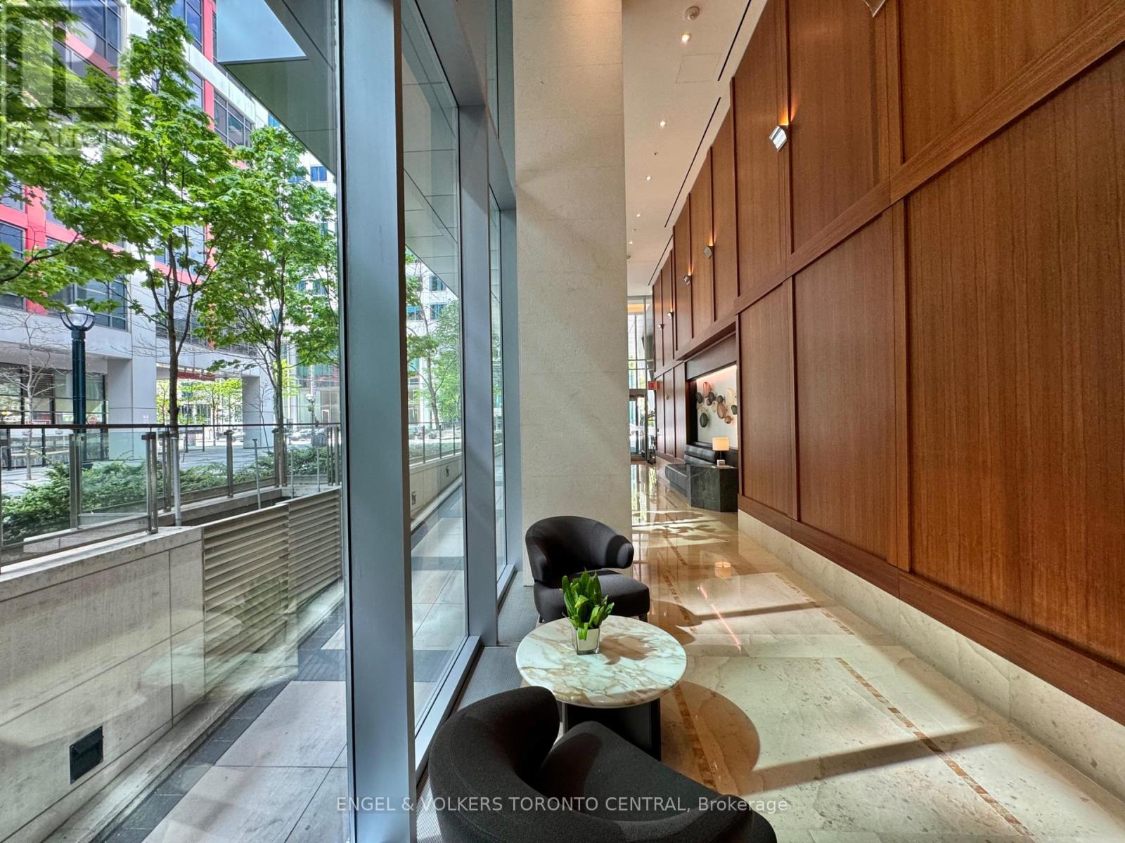3404 - 183 Wellington Street W, Toronto, Ontario  M5V 0A1 - Photo 3 - C12469380