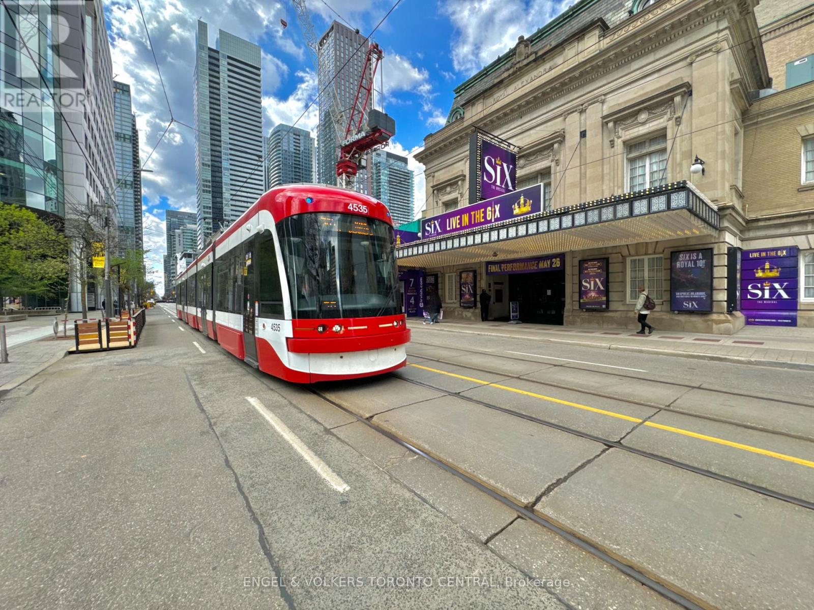 3404 - 183 Wellington Street W, Toronto, Ontario  M5V 0A1 - Photo 39 - C12469380