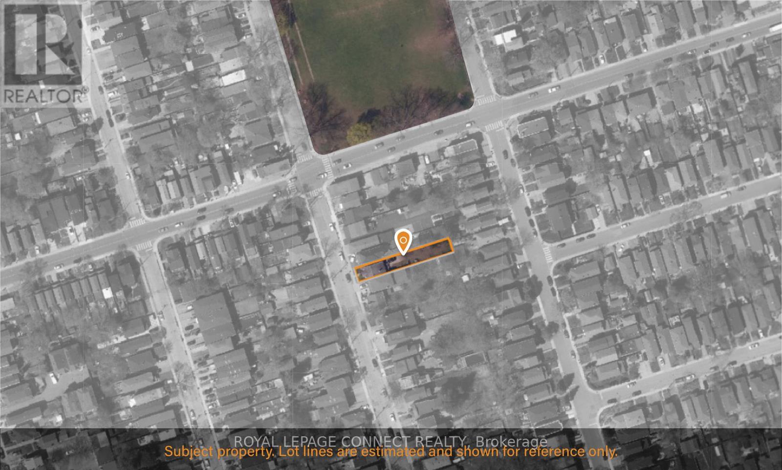 213 GLEDHILL AVENUE, Toronto, Ontario