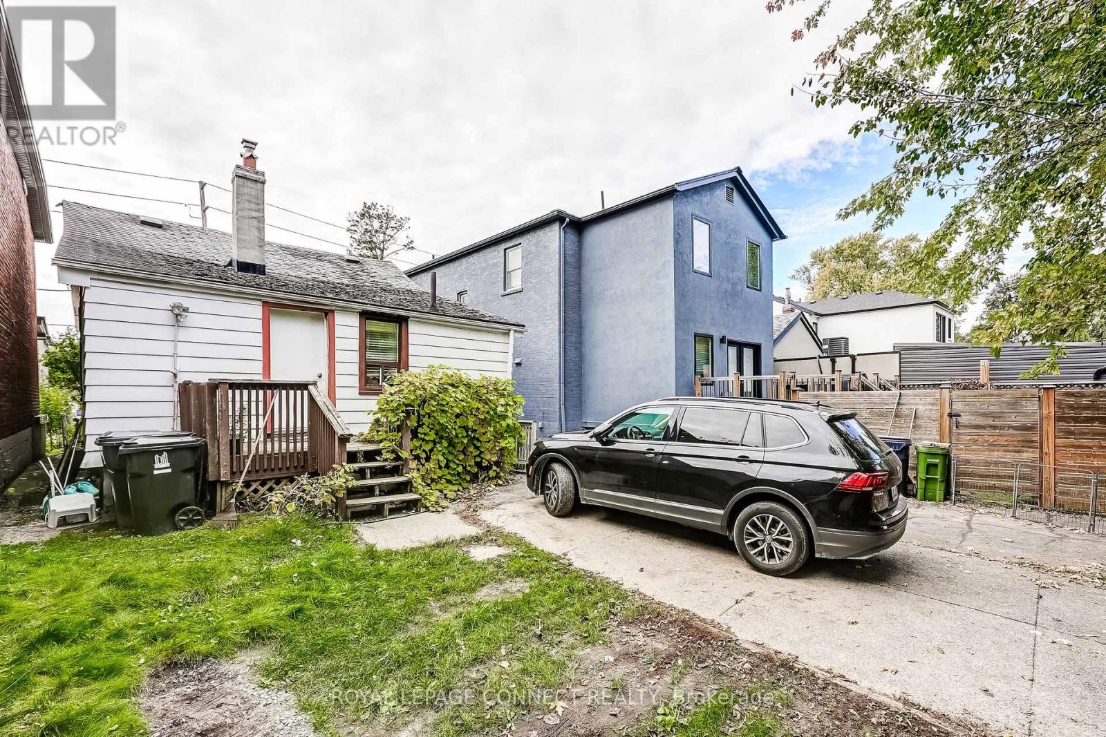 213 Gledhill Avenue, Toronto, Ontario  M4C 5K9 - Photo 9 - E12469309