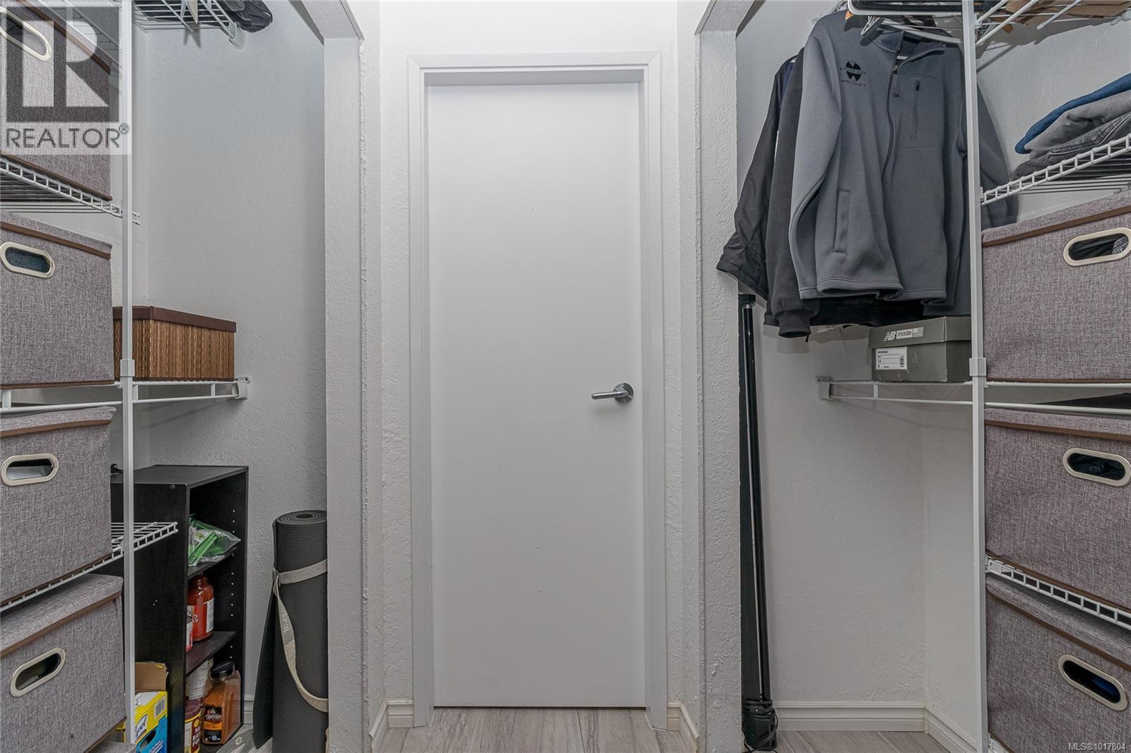 310 1490 Garnet Rd, Saanich, British Columbia V8P 5L1 - Photo 18 - 1017804