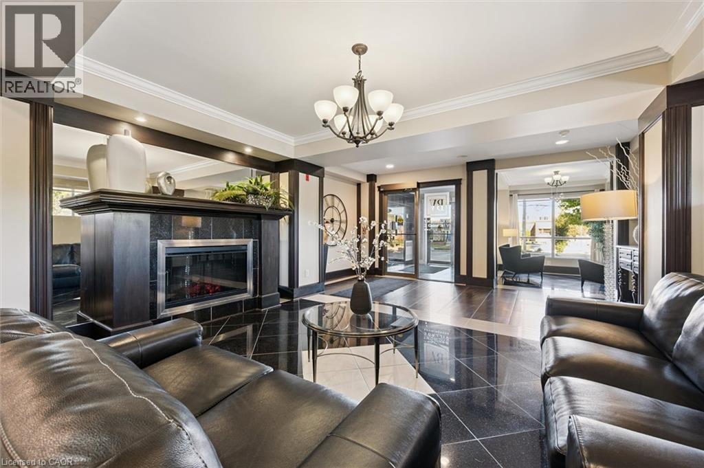 539 Belmont Avenue W Unit# 809, Kitchener, Ontario  N2M 0A2 - Photo 4 - 40780165
