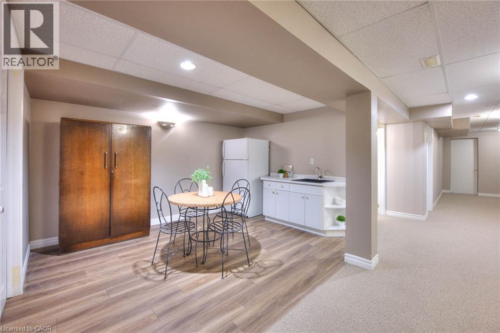 36 Fullerton Street, Waterloo, Ontario  N2L 6L4 - Photo 35 - 40780057