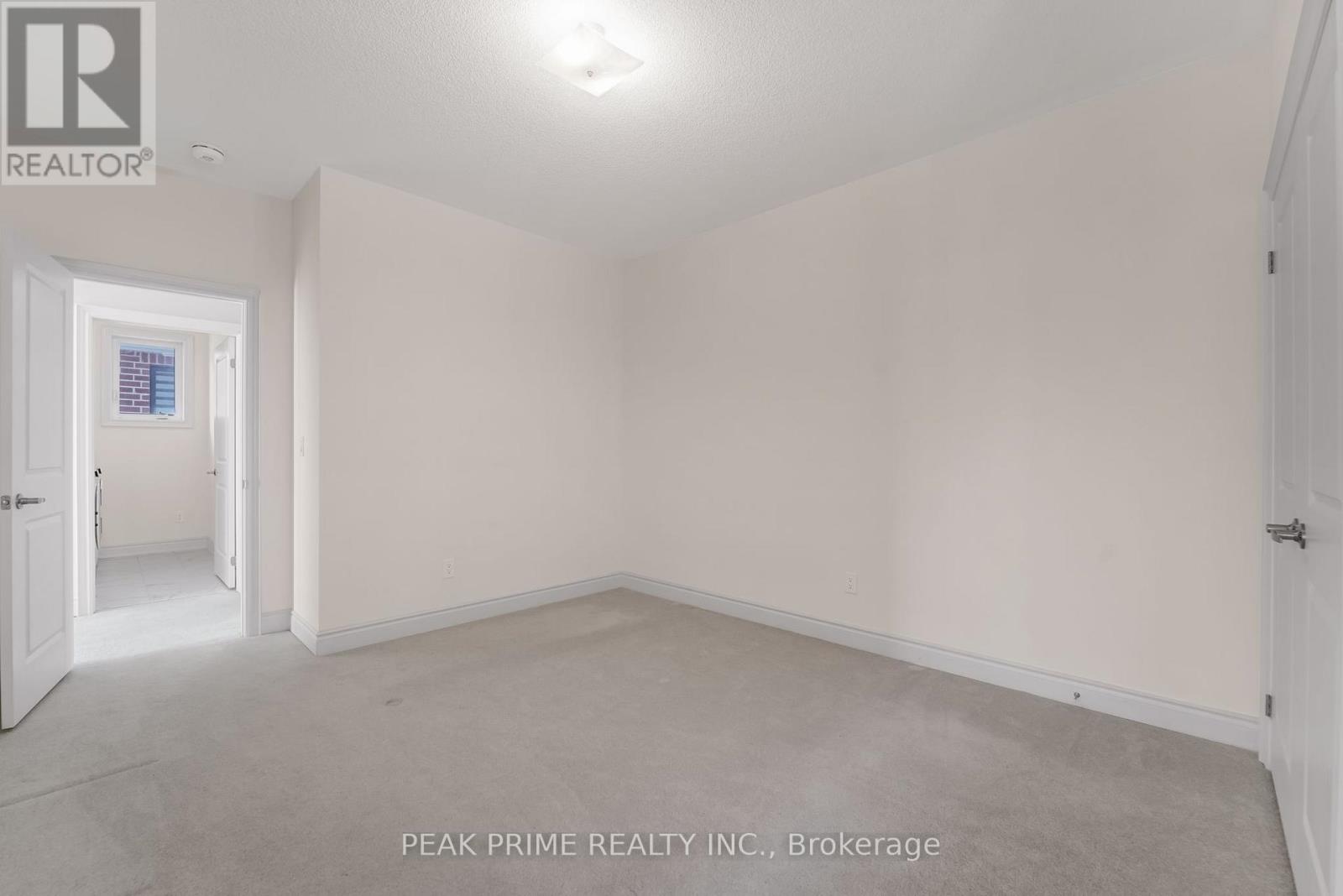 99 Black Walnut Court, Aurora, Ontario  L4G 3Y2 - Photo 16 - N12469376