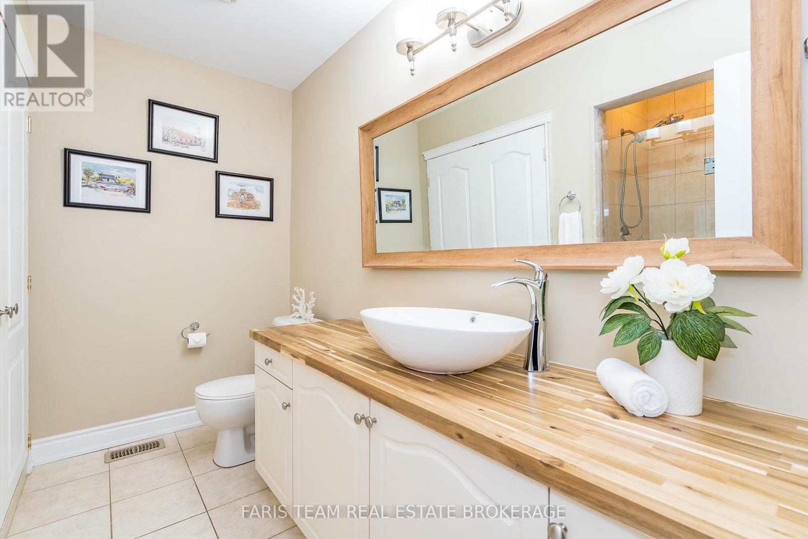 192 Wycliffe Cove, Tay, Ontario  L0K 2A0 - Photo 22 - S12469342