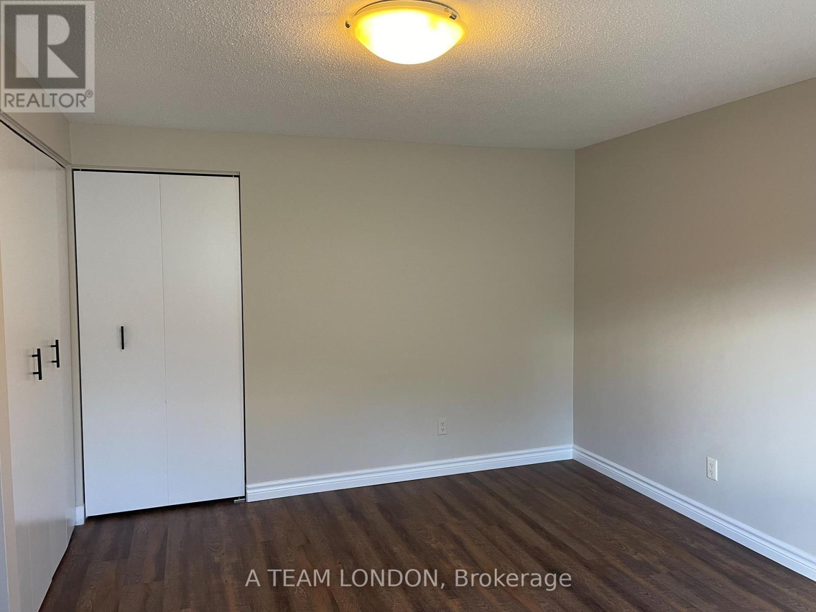 40 - 355 Sandringham Crescent, London South, Ontario  N6C 5K3 - Photo 14 - X12469405