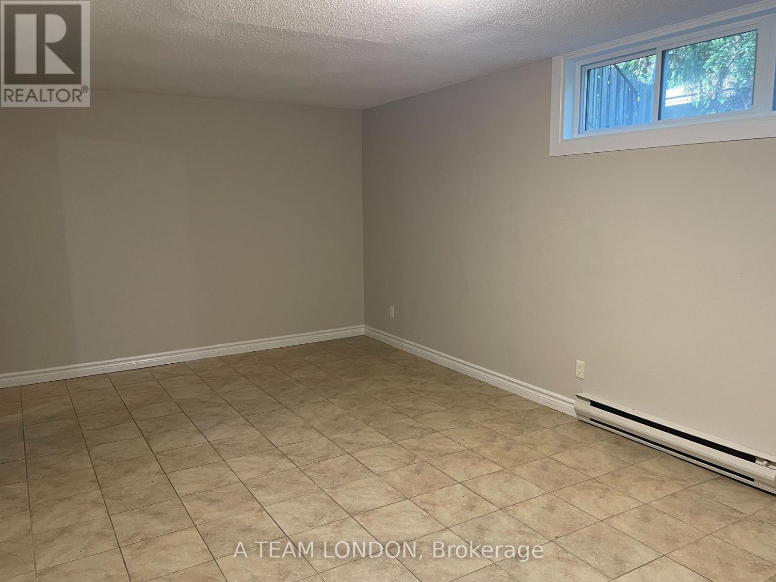 40 - 355 Sandringham Crescent, London South, Ontario  N6C 5K3 - Photo 19 - X12469405