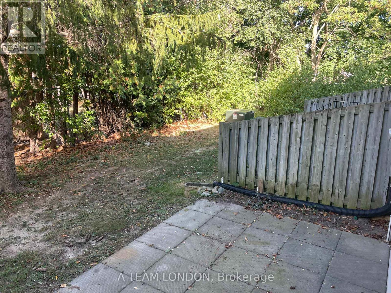 40 - 355 Sandringham Crescent, London South, Ontario  N6C 5K3 - Photo 22 - X12469405