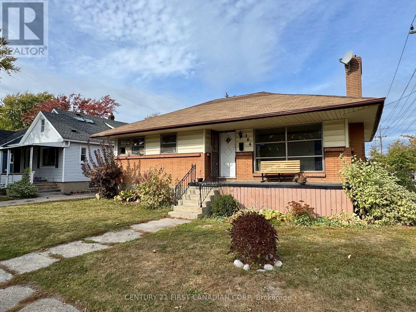 384 BRIGHT STREET, Sarnia, Ontario