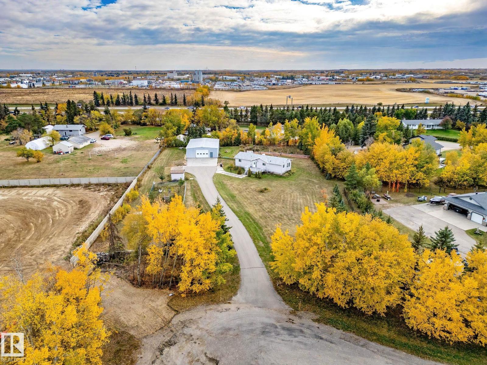 22311 119 AV NW, edmonton, Alberta