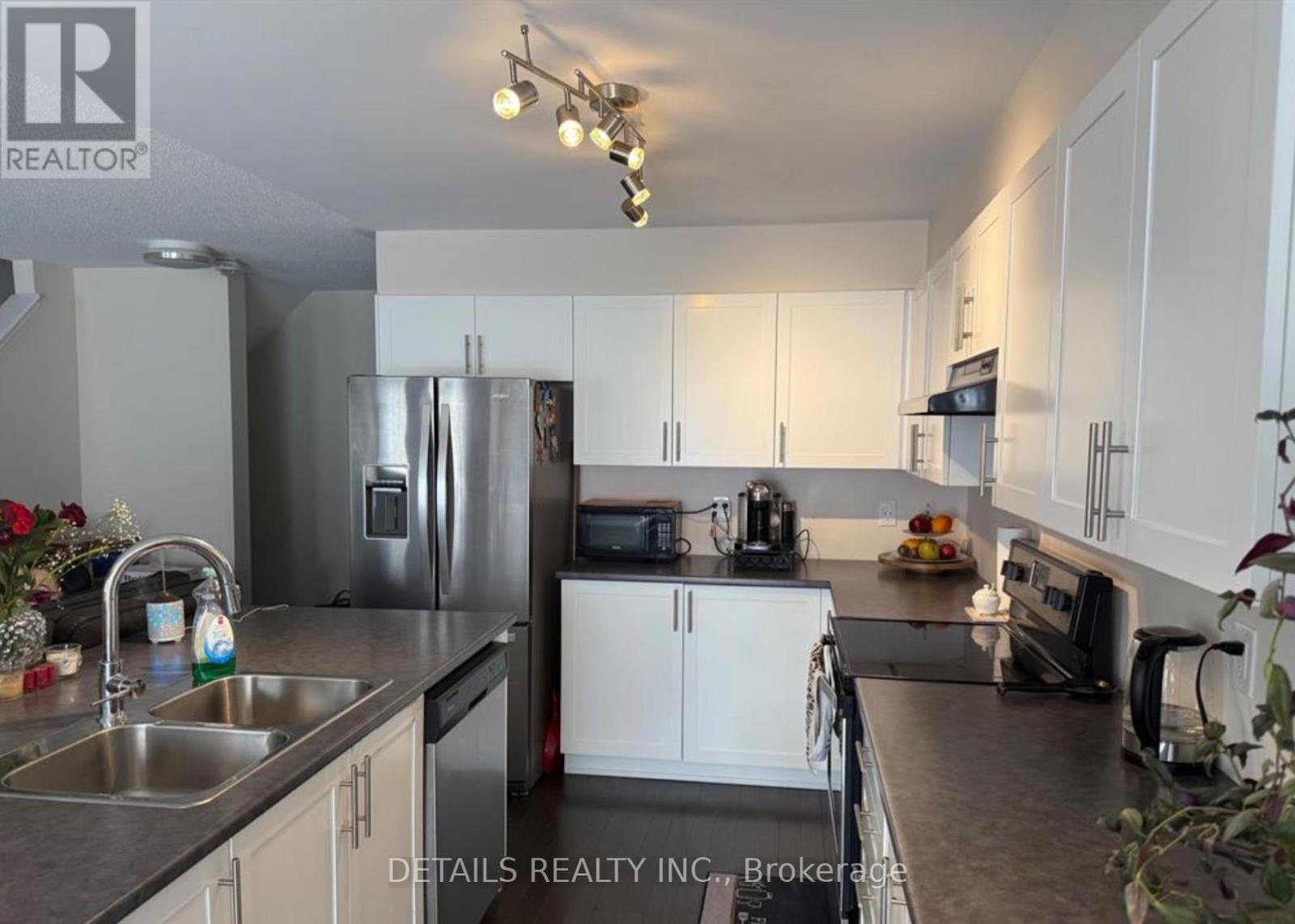 837 Element P Private, Ottawa, Ontario  K2M 0M8 - Photo 4 - X12469419