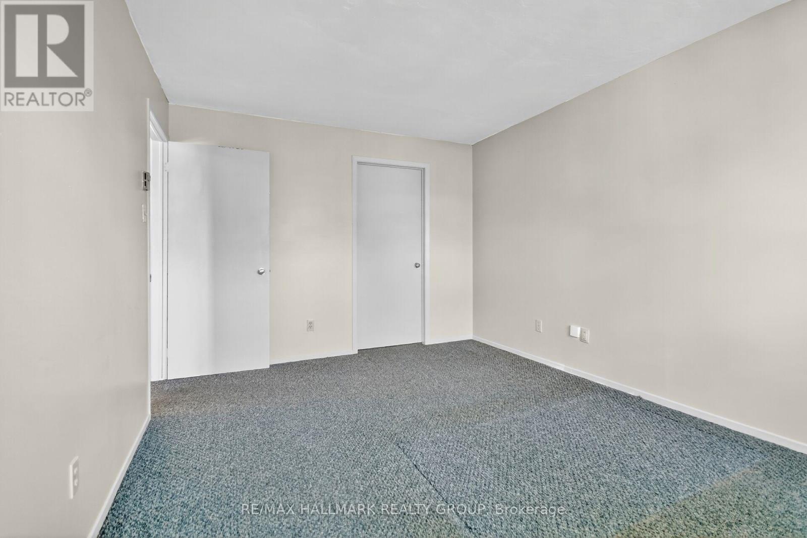 306 - 270 Brittany Drive, Ottawa, Ontario  K1K 4M3 - Photo 15 - X12469432