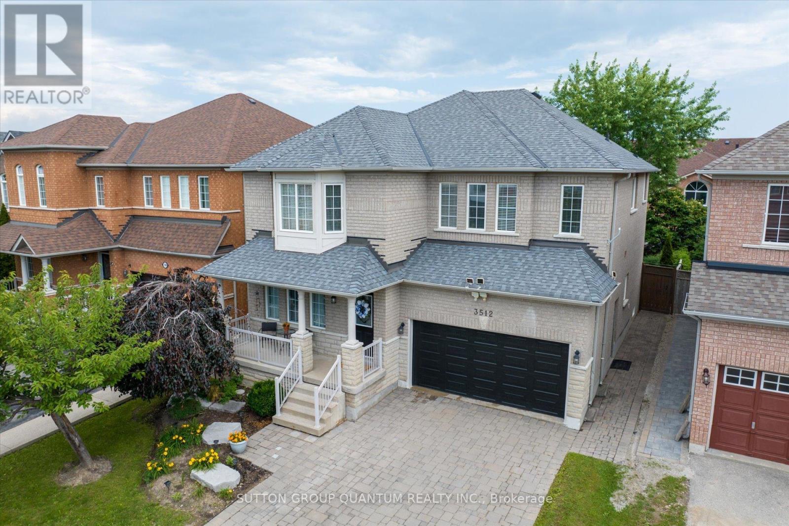 3512 Positano Place, Mississauga, Ontario  L5M 6Y9 - Photo 2 - W12469287