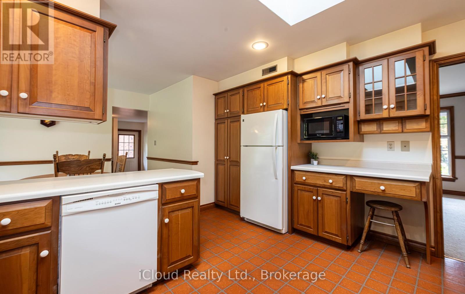 179 Main Street S, Milton, Ontario  L0P 1B0 - Photo 14 - W12469300