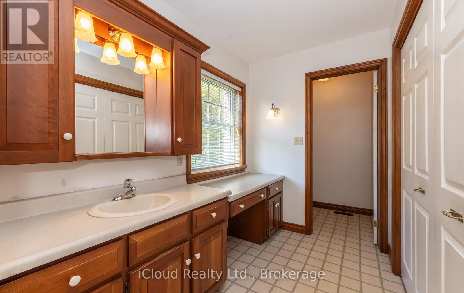 179 Main Street S, Milton, Ontario  L0P 1B0 - Photo 20 - W12469300