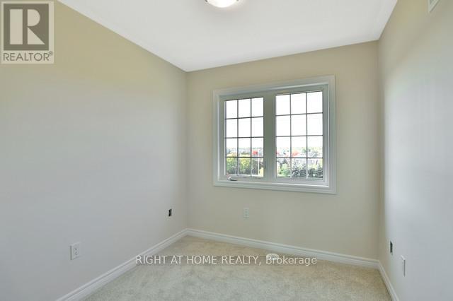 86 - 2280 Baronwood Drive, Oakville, Ontario  L6M 0K4 - Photo 17 - W12469325