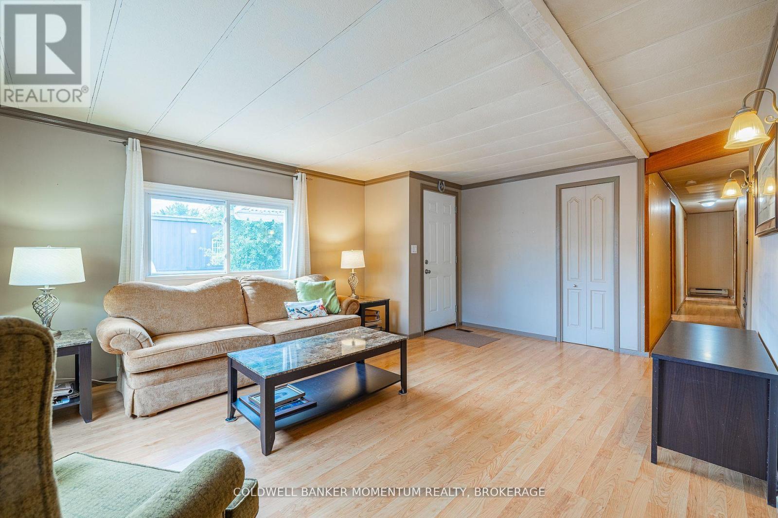 214 - 241 St. Paul Street W, St. Catharines, Ontario  L2S 2E5 - Photo 10 - X12469387