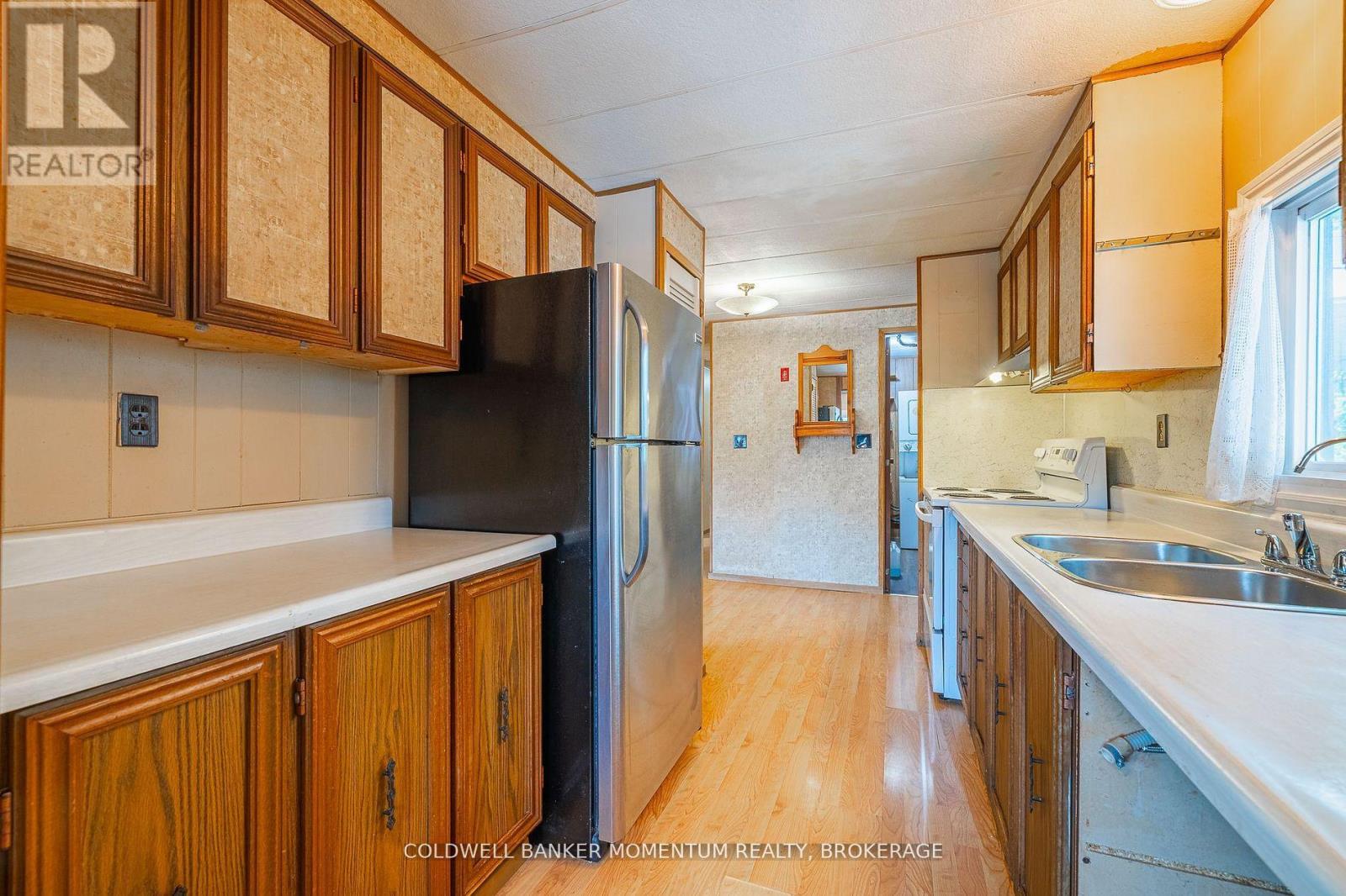 214 - 241 St. Paul Street W, St. Catharines, Ontario  L2S 2E5 - Photo 13 - X12469387