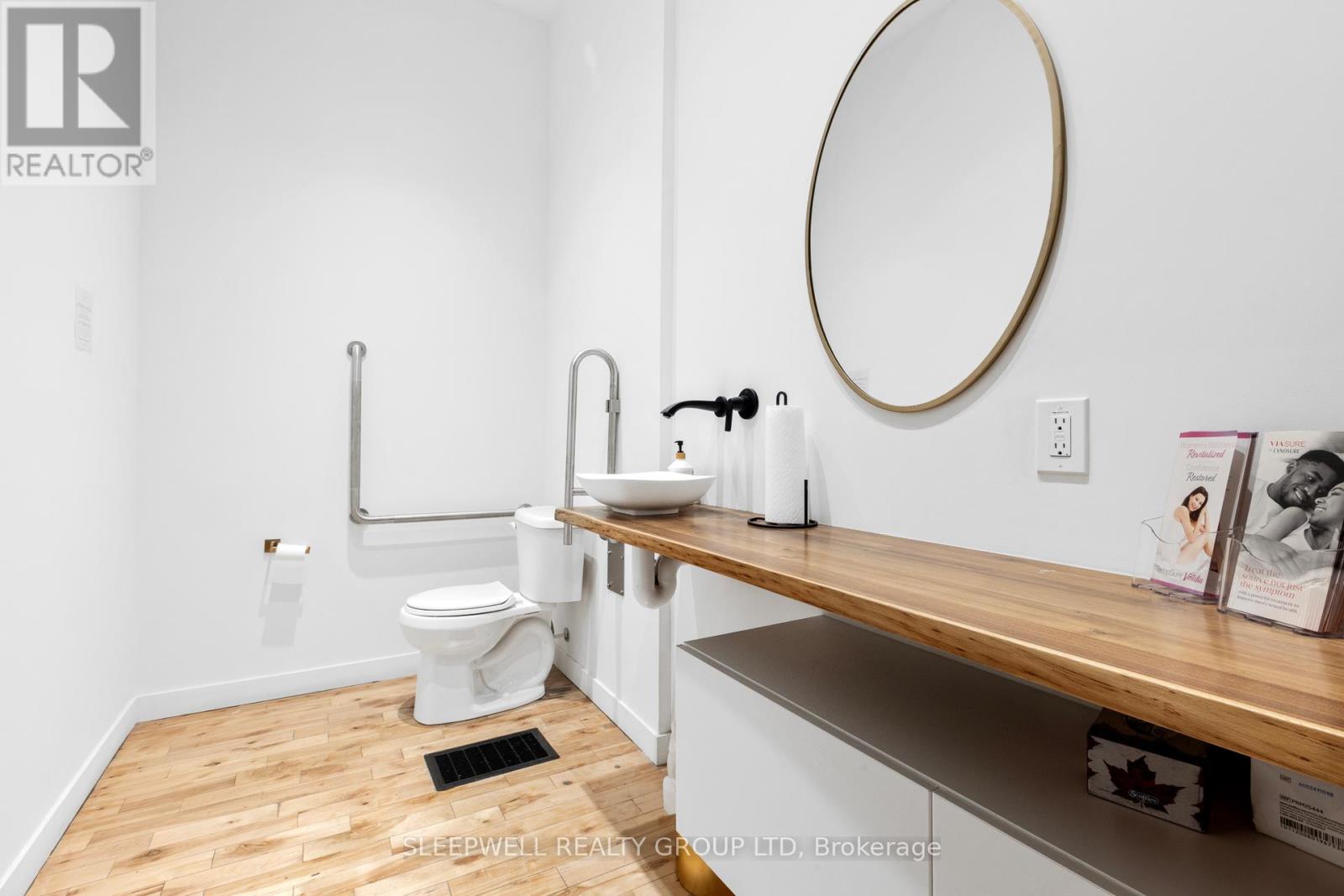 1109 Wellington Street W, Ottawa, Ontario  K1Y 2Y4 - Photo 10 - X12462110