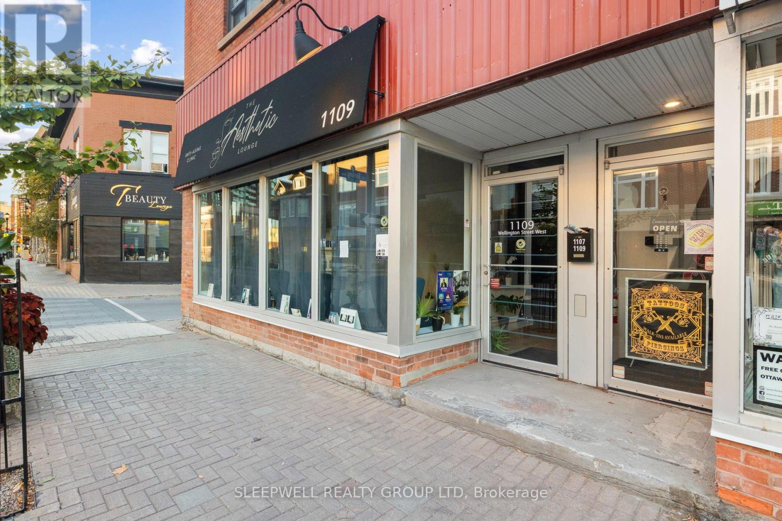 1109 Wellington Street W, Ottawa, Ontario  K1Y 2Y4 - Photo 2 - X12462110