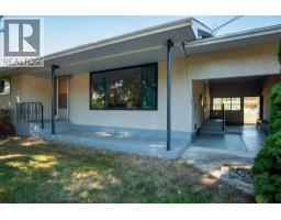 832 Kootenay Road, castlegar, British Columbia