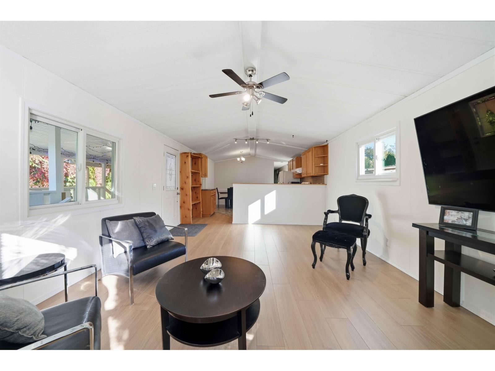 207 45835 Sleepy Hollow Road, Cultus Lake East, Cultus Lake, British Columbia  V2R 5A9 - Photo 21 - R3059505