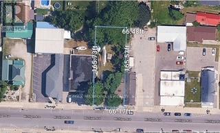 126 Michigan Avenue, Point Edward, Ontario  N7V 1E6 - Photo 3 - X12469294