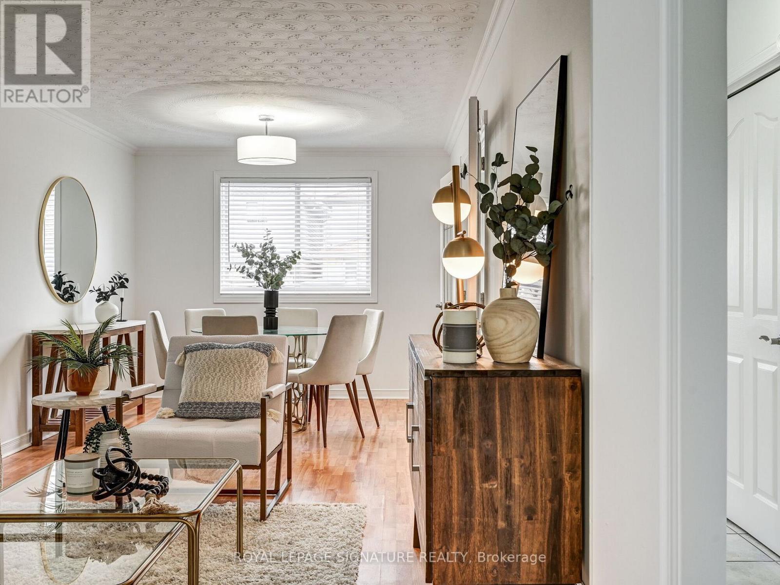 23 Beaverton Drive, Hamilton, Ontario  L8W 3K9 - Photo 7 - X12469318