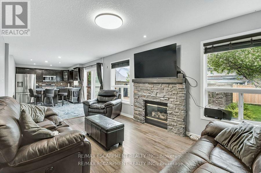5 Mavin Street, Brantford, Ontario  N3T 6N1 - Photo 19 - X12469341