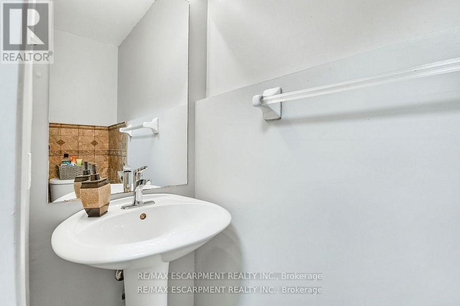 5 Mavin Street, Brantford, Ontario  N3T 6N1 - Photo 21 - X12469341