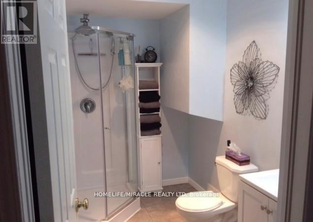 120 Ashbury Avenue, London South, Ontario  N6E 1T1 - Photo 9 - X12469364