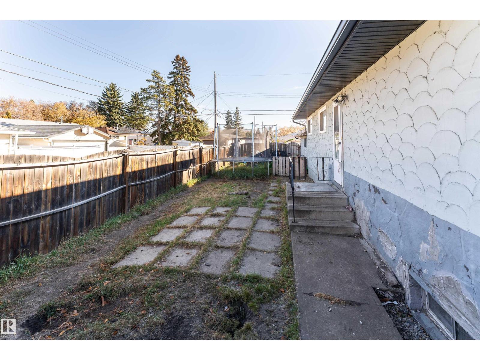 8207 169 St Nw, Edmonton, Alberta  T5R 2W4 - Photo 35 - E4462599