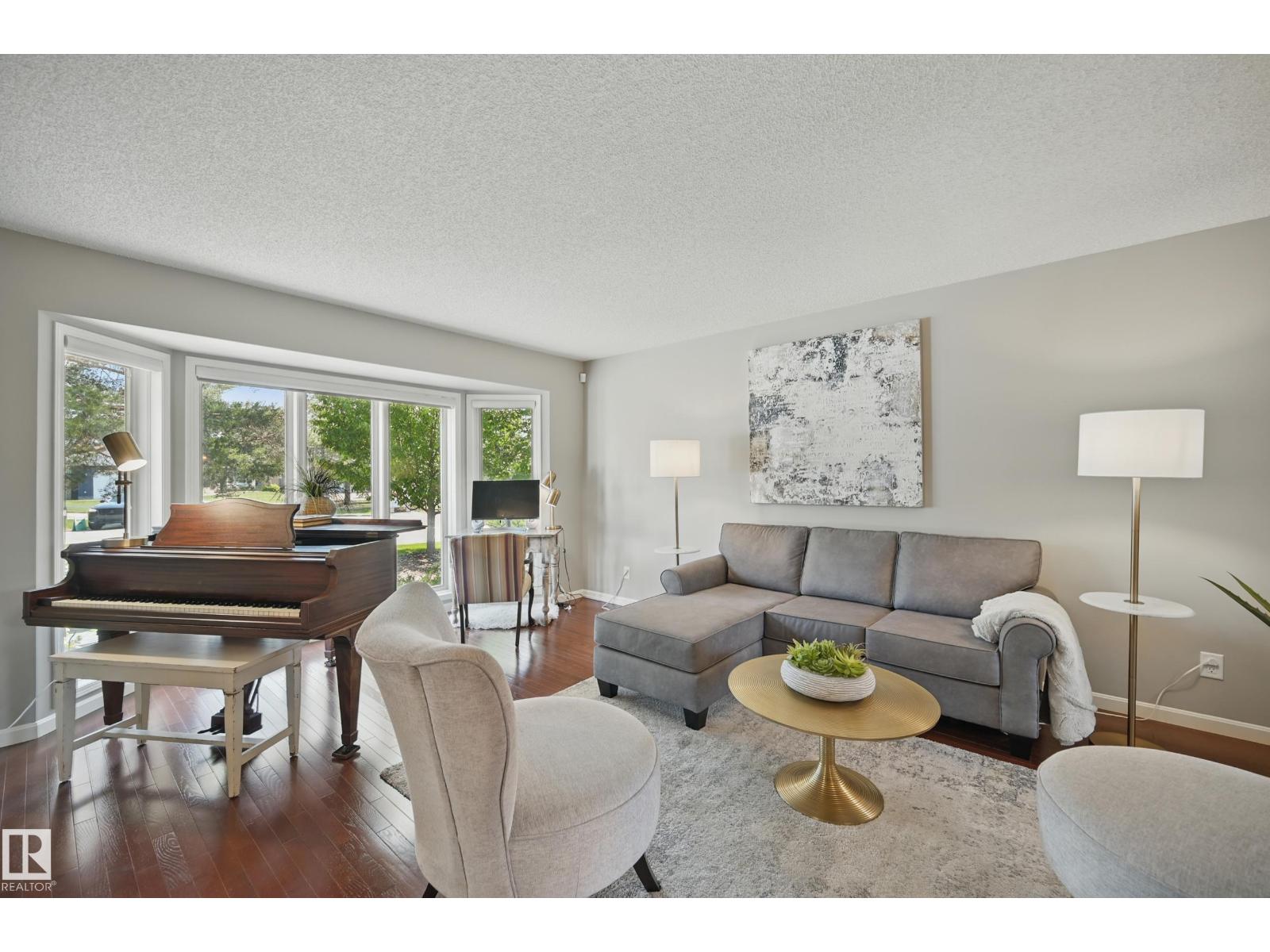 24 Blue Quill Cr Nw, Edmonton, Alberta  T6J 6C2 - Photo 5 - E4462600