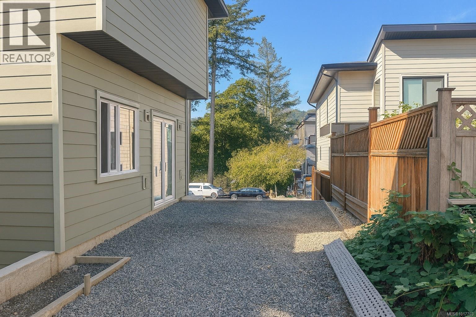 909 Rosefinch Pl, Langford, British Columbia  V9C 0J9 - Photo 3 - 1017703