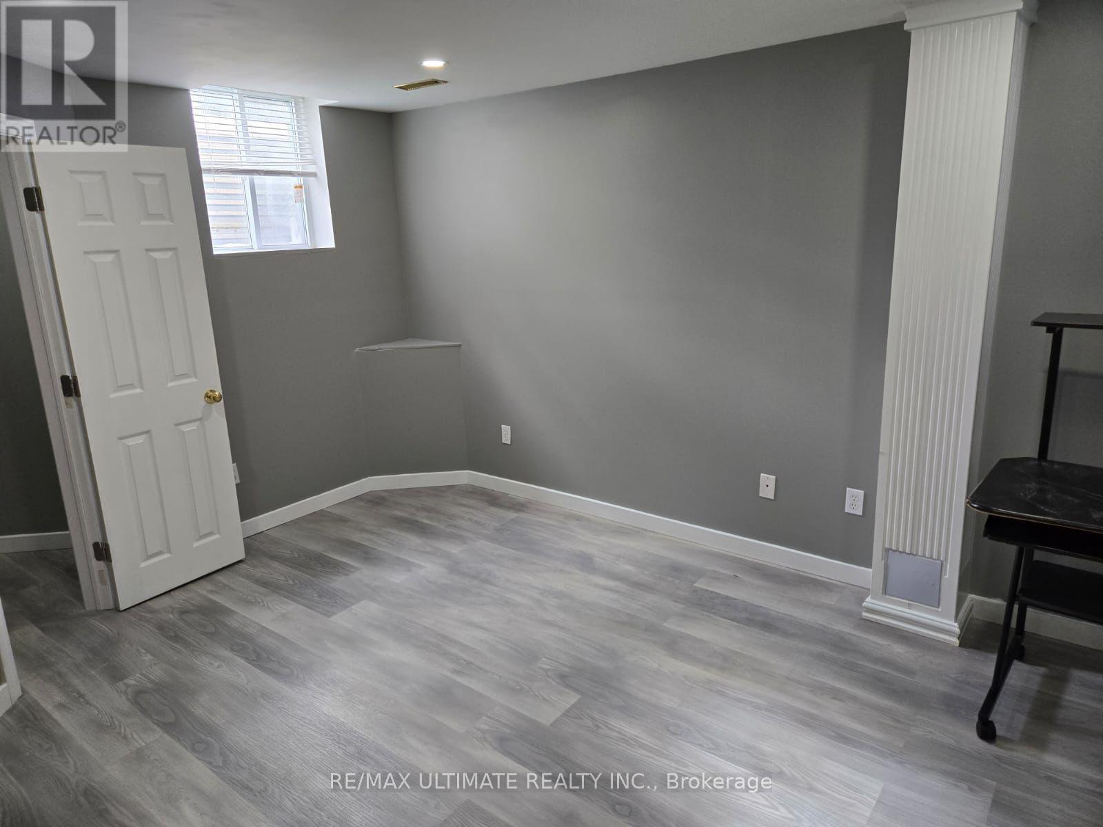 5 Hearthstone Crescent, Clarington, Ontario  L1E 2X7 - Photo 4 - E12437806