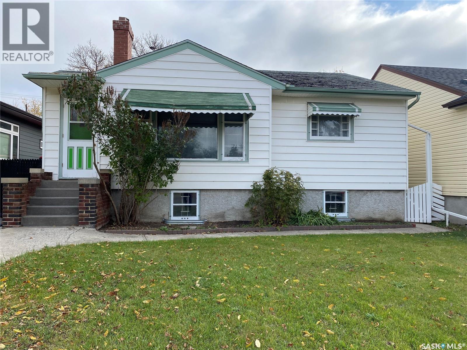 2645 Winnipeg Street, Regina, Saskatchewan  S4P 1H8 - Photo 1 - SK021159