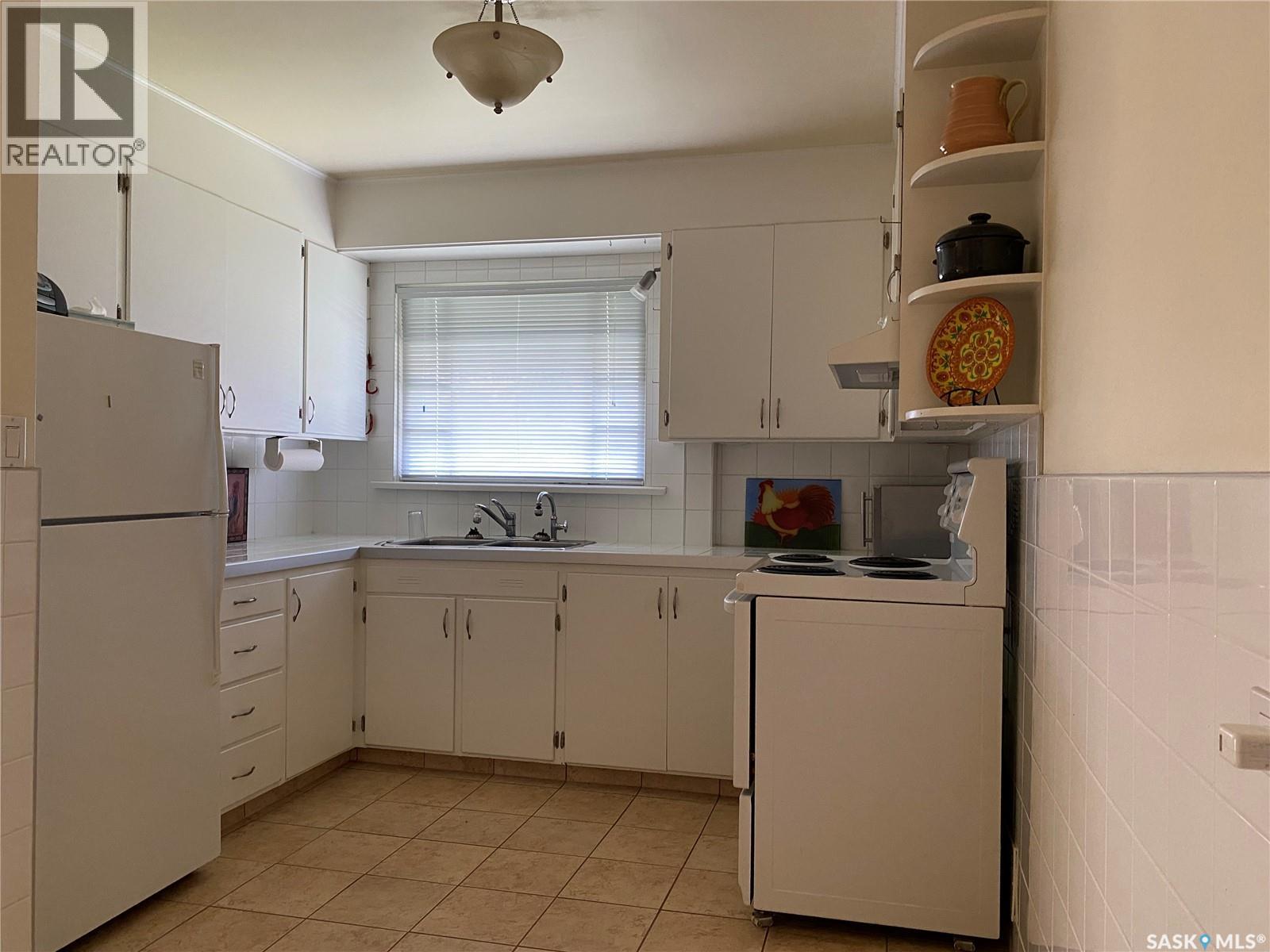 2645 Winnipeg Street, Regina, Saskatchewan  S4P 1H8 - Photo 8 - SK021159