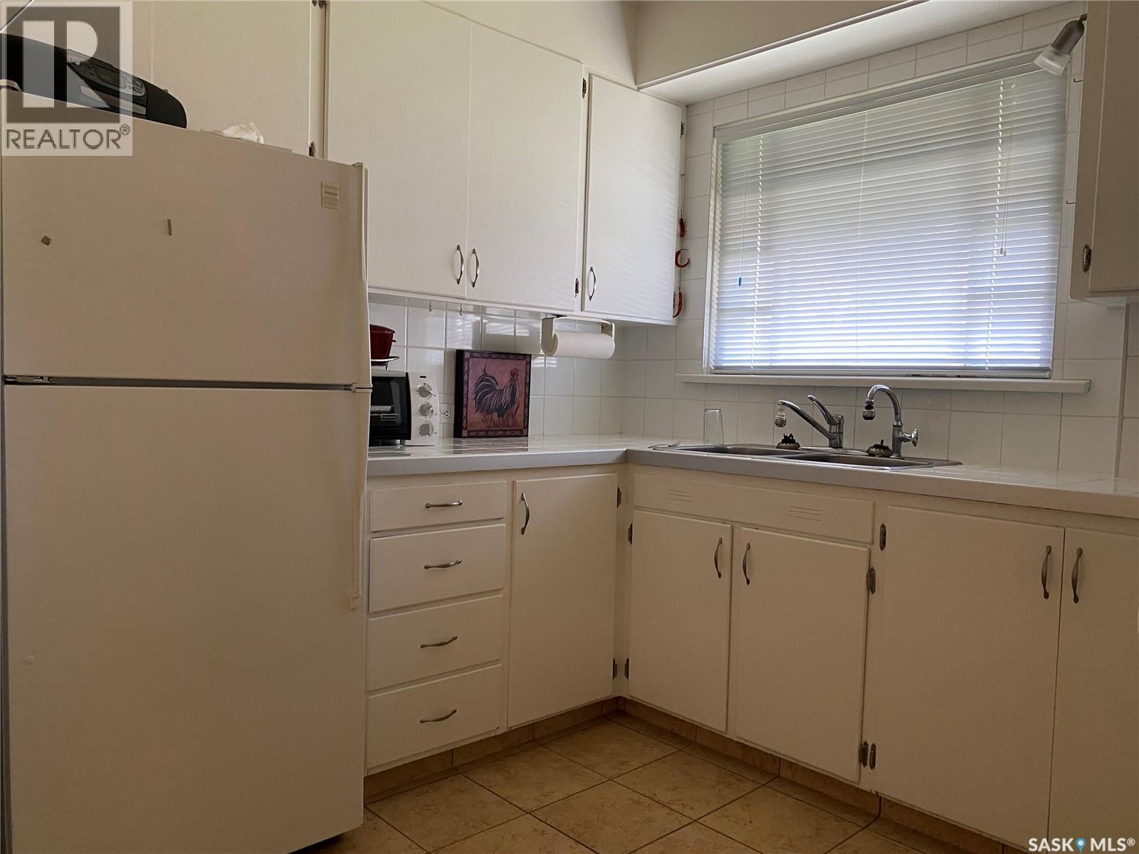 2645 Winnipeg Street, Regina, Saskatchewan  S4P 1H8 - Photo 9 - SK021159