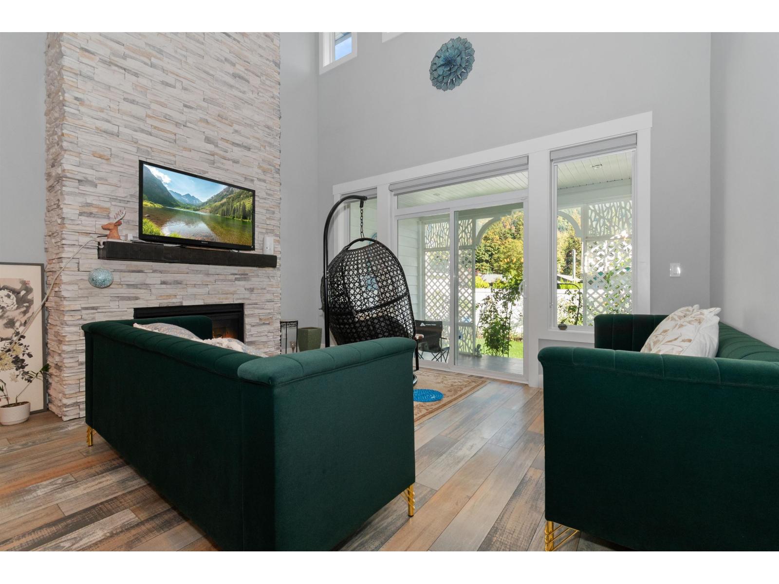 755 Aspen Lane, Harrison Hot Springs, Harrison Hot Springs, British Columbia  V0M 1K0 - Photo 14 - R3059610